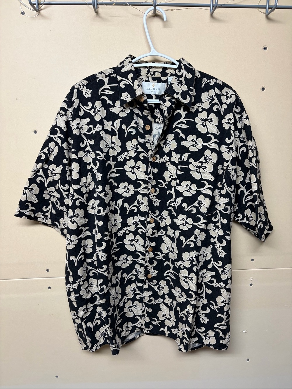 2/$30⚡️- SHIRT | Men’s vintage Bill Blass silk shirt size medium